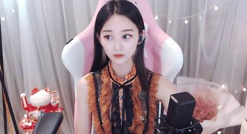 娱乐吃瓜美少女